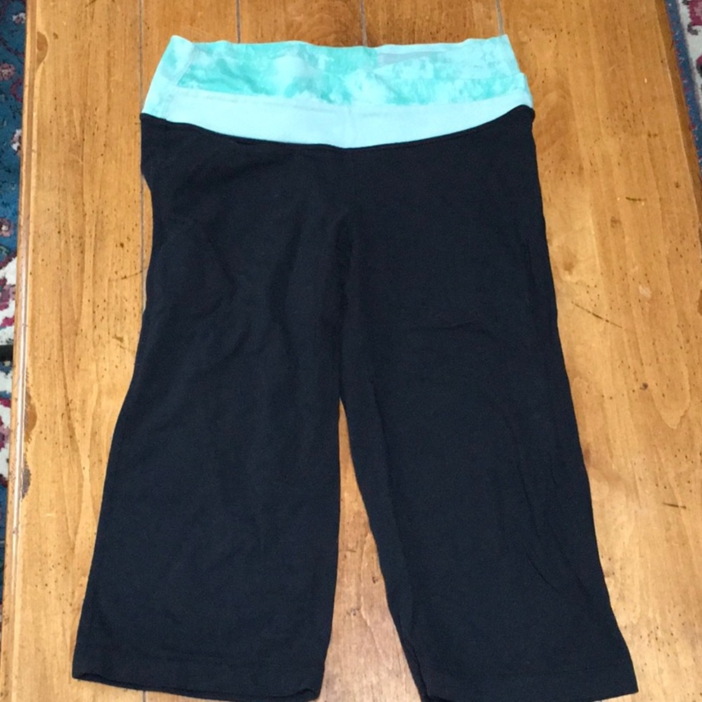 Lululemon cropped leggings